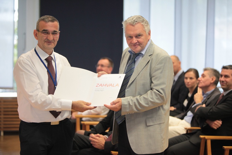 Zahvala TF Rijeka / Award for successful collaboration to TF Rijeka
