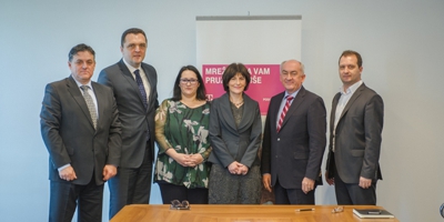 Crnogorski Telekom & Ericsson Nikola Tesla teams at the signing of the agreement