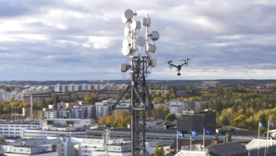 Dron s Ericssonovom mrežnom opremom. 