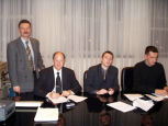 [Sa potpisivanja ugovora (s desna na lijevo): brigadir Draen Jakopec, Arsen Bauk, Tibor Jerger i Goran Prokopec]